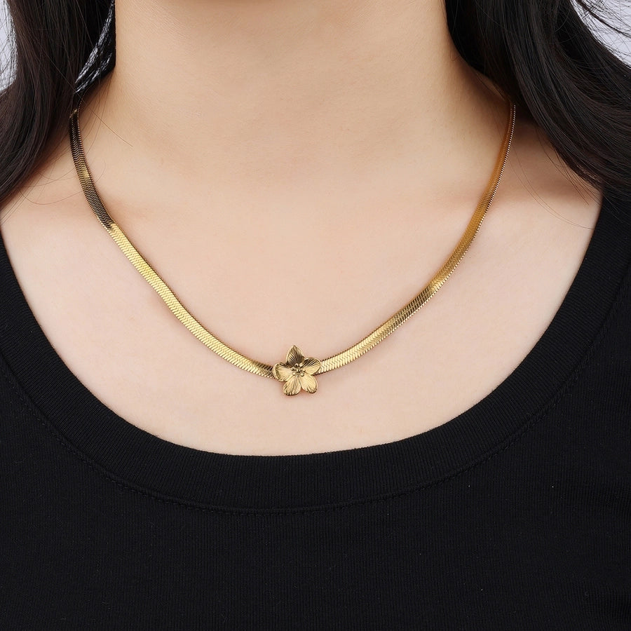 Elegant Flower 18K Gold Plated Necklace