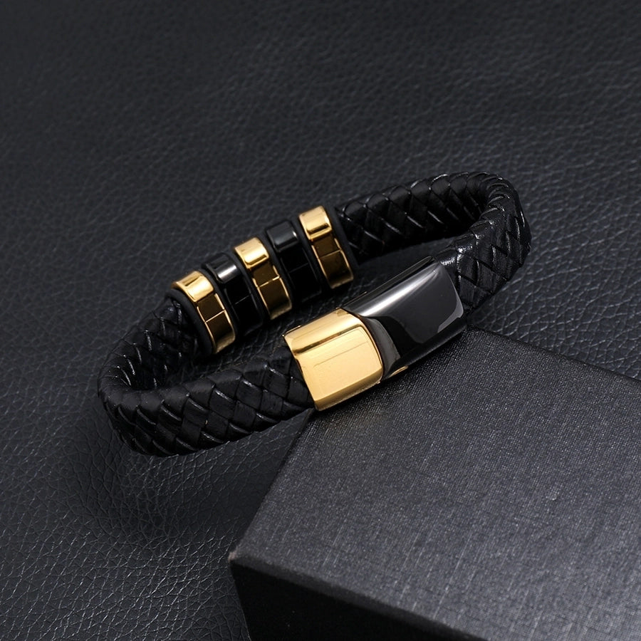 Two-colour stainless steel magnet buckle leather bracelet