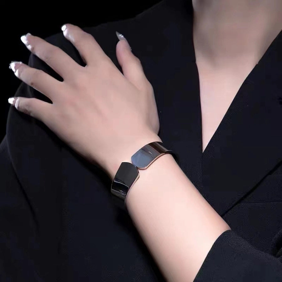solid colour polishing bangle