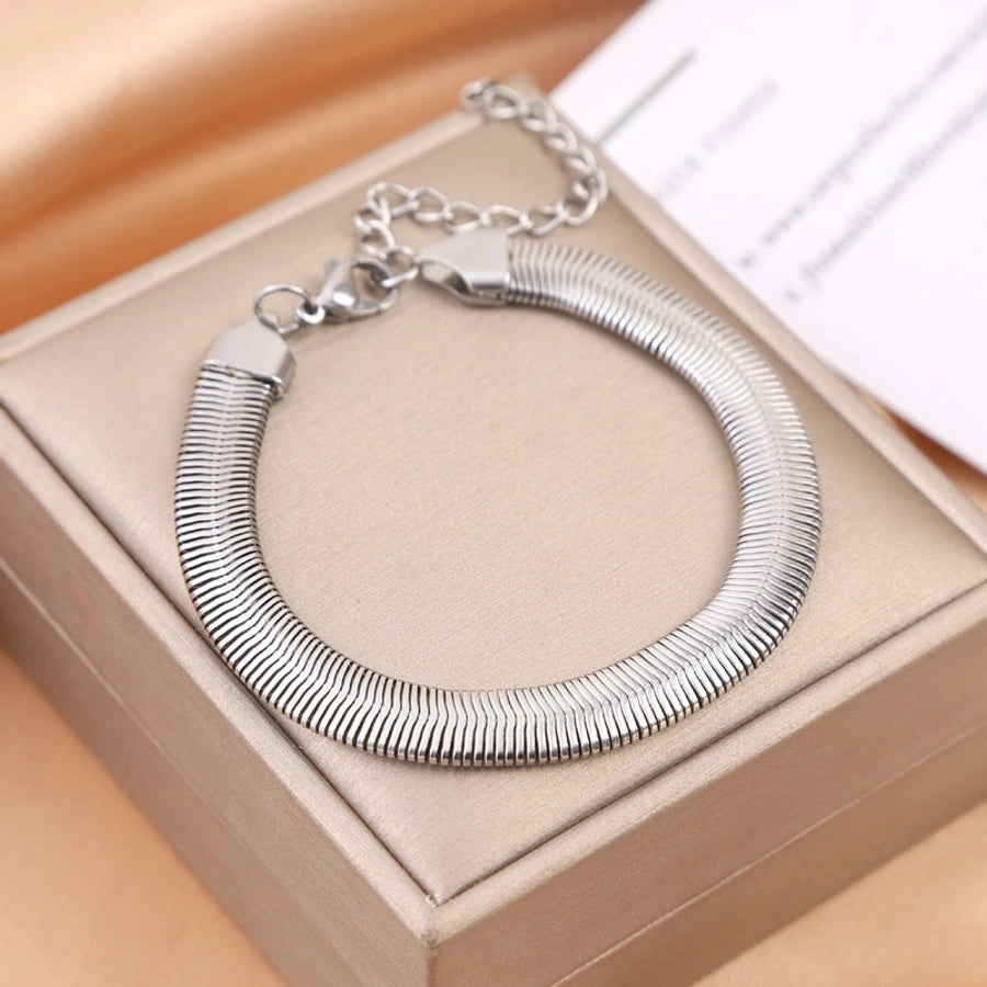 Retro style thick Solid Bracelet