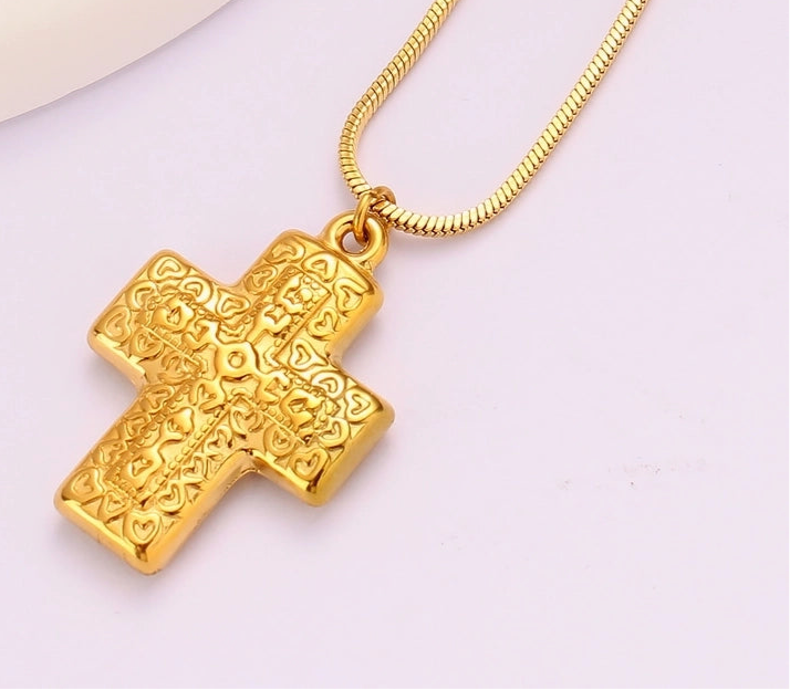 Vintage Style Cross Pendant Necklace