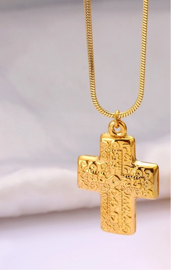 Vintage Style Cross Pendant Necklace