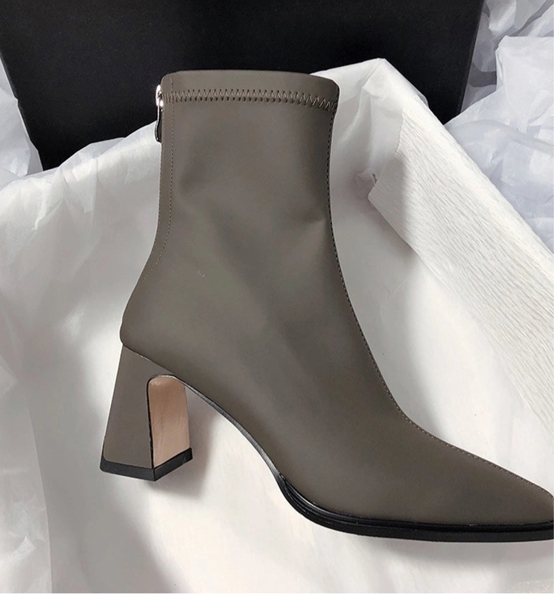 Elegant thin stretch styled short boots