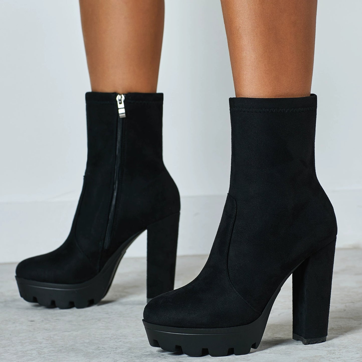 Round Toe Heeled Boots