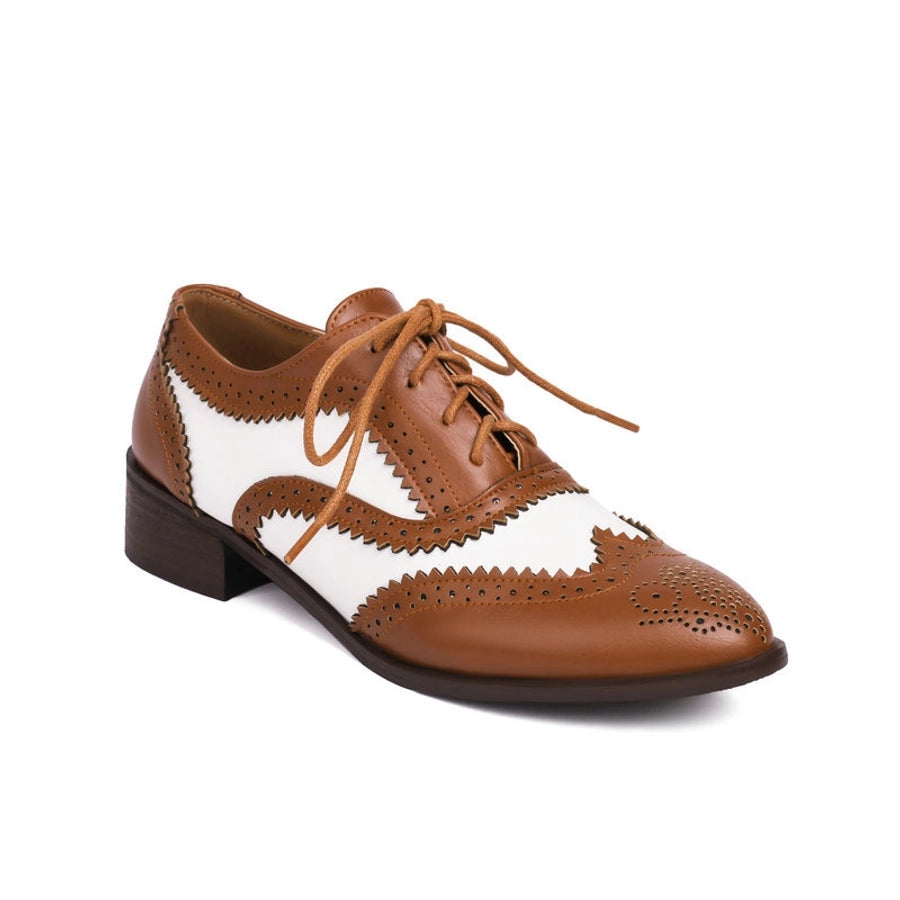 Brogue leather shoes