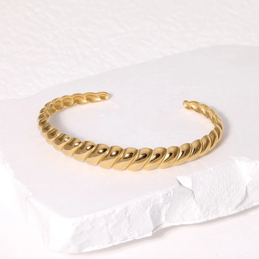 Roman style 18K gold plated bangle