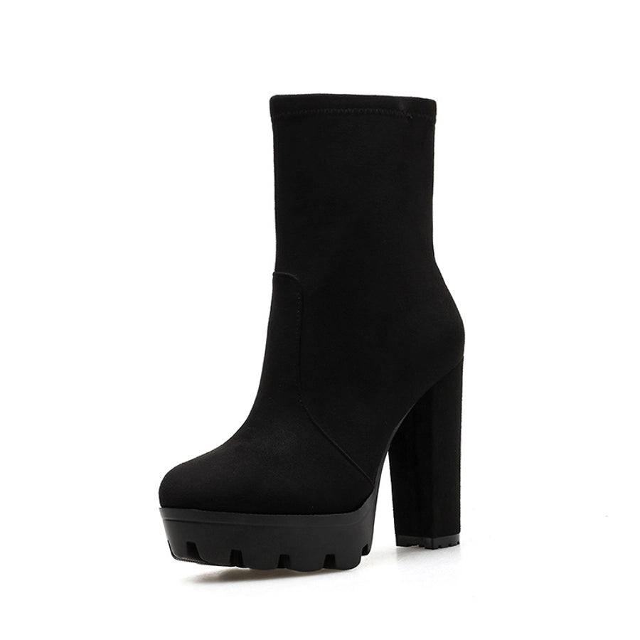 Round Toe Heeled Boots