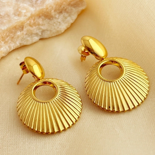 1 Piece Elegant Retro 18K Gold Plated Drop Earrings