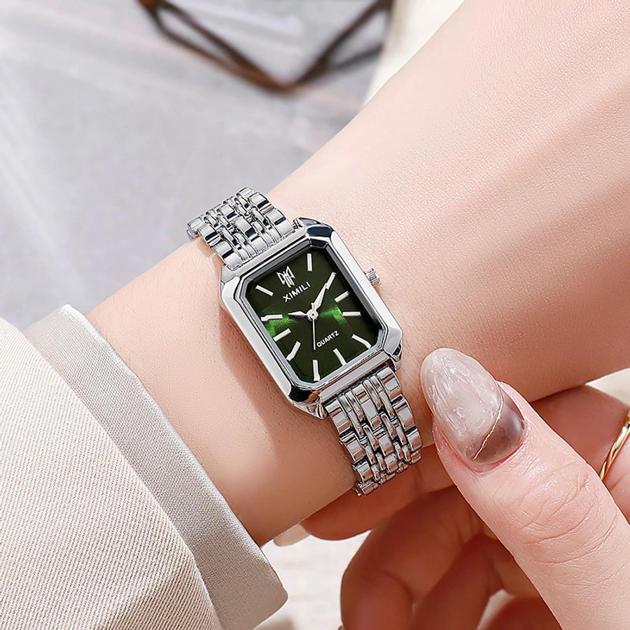 Letter horseshoe buckle quartz watch