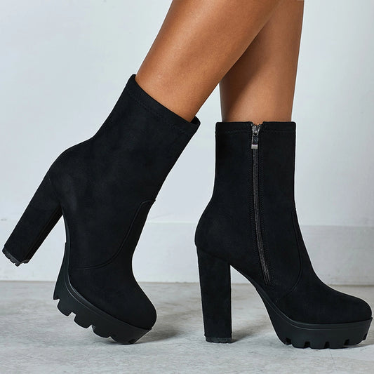 Round Toe Heeled Boots