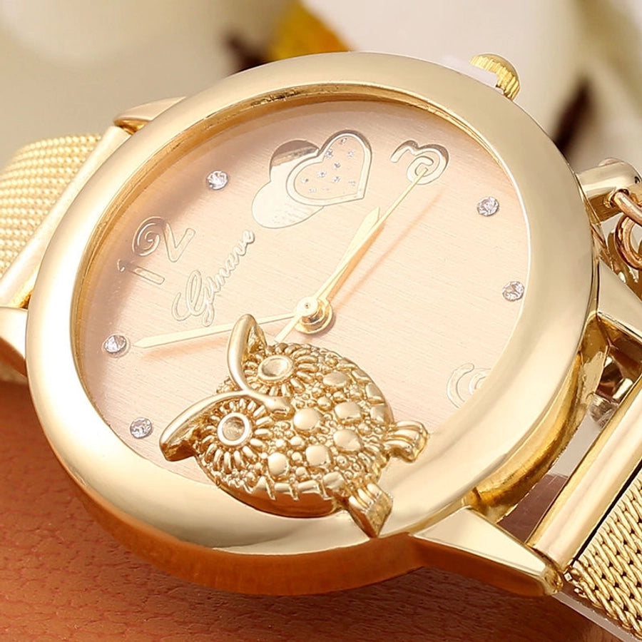 Owl buckle quartz watch